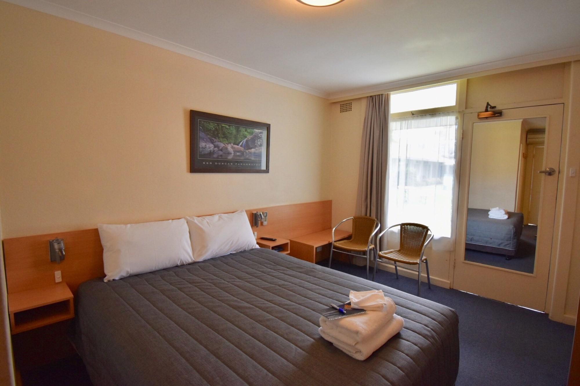 Townhouse Motel Cowra Dış mekan fotoğraf