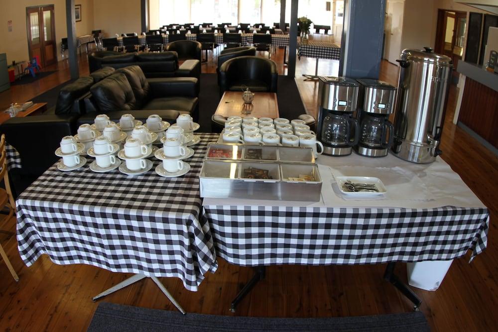Townhouse Motel Cowra Dış mekan fotoğraf