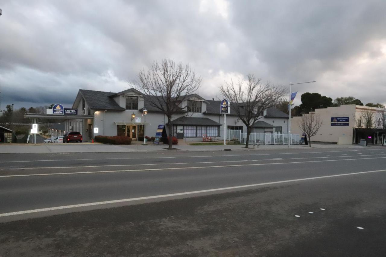 Townhouse Motel Cowra Dış mekan fotoğraf