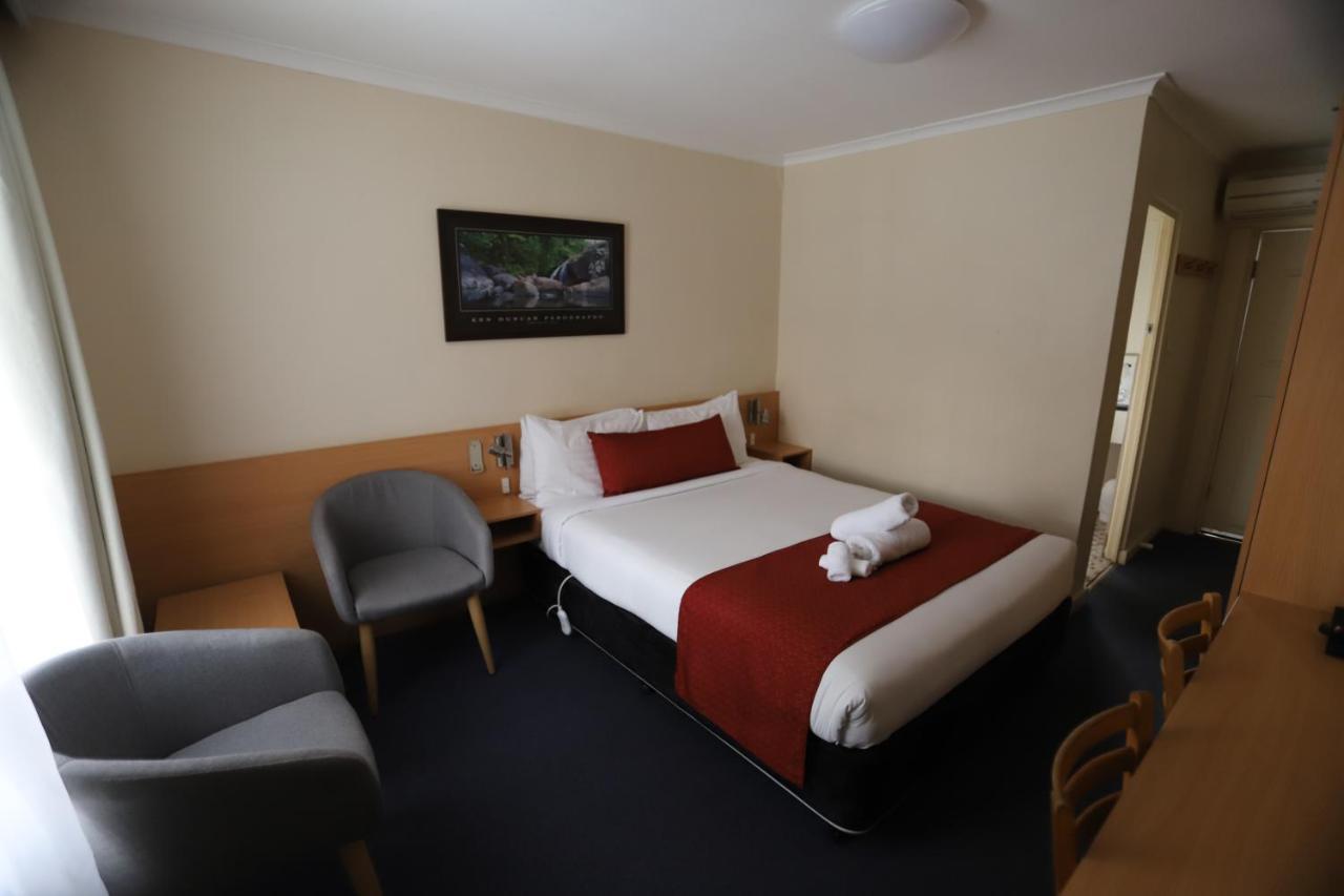 Townhouse Motel Cowra Dış mekan fotoğraf