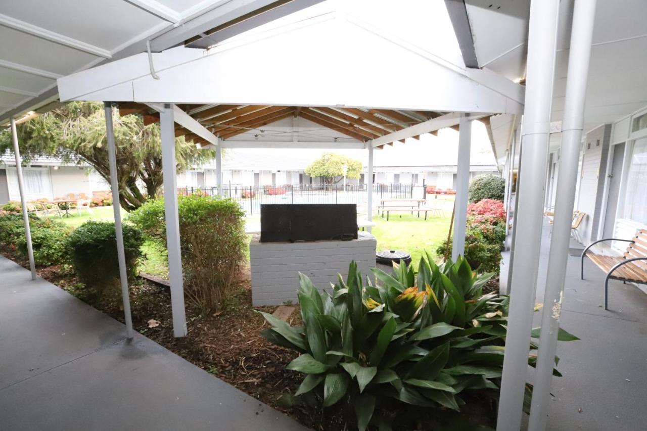 Townhouse Motel Cowra Dış mekan fotoğraf