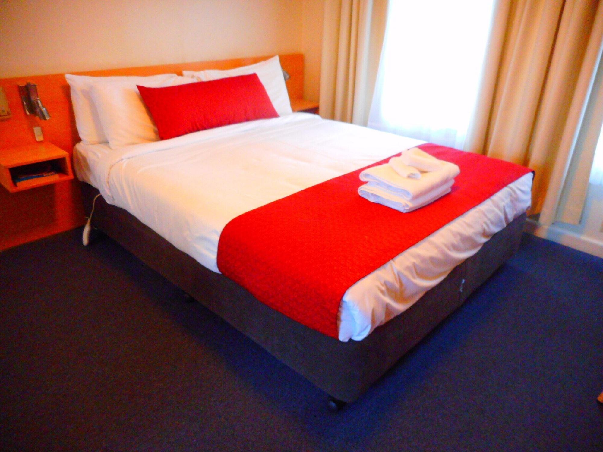 Townhouse Motel Cowra Dış mekan fotoğraf
